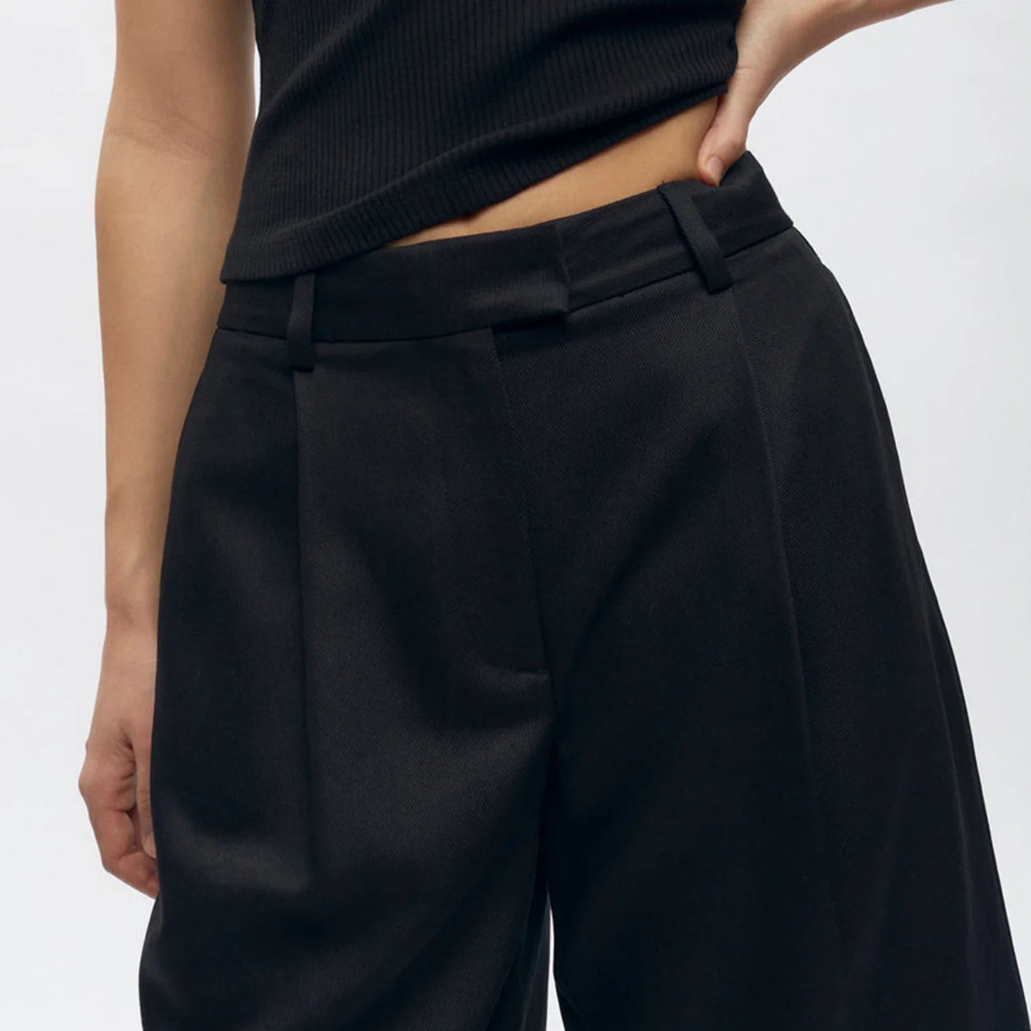 Mid-Rise Casual Shorts