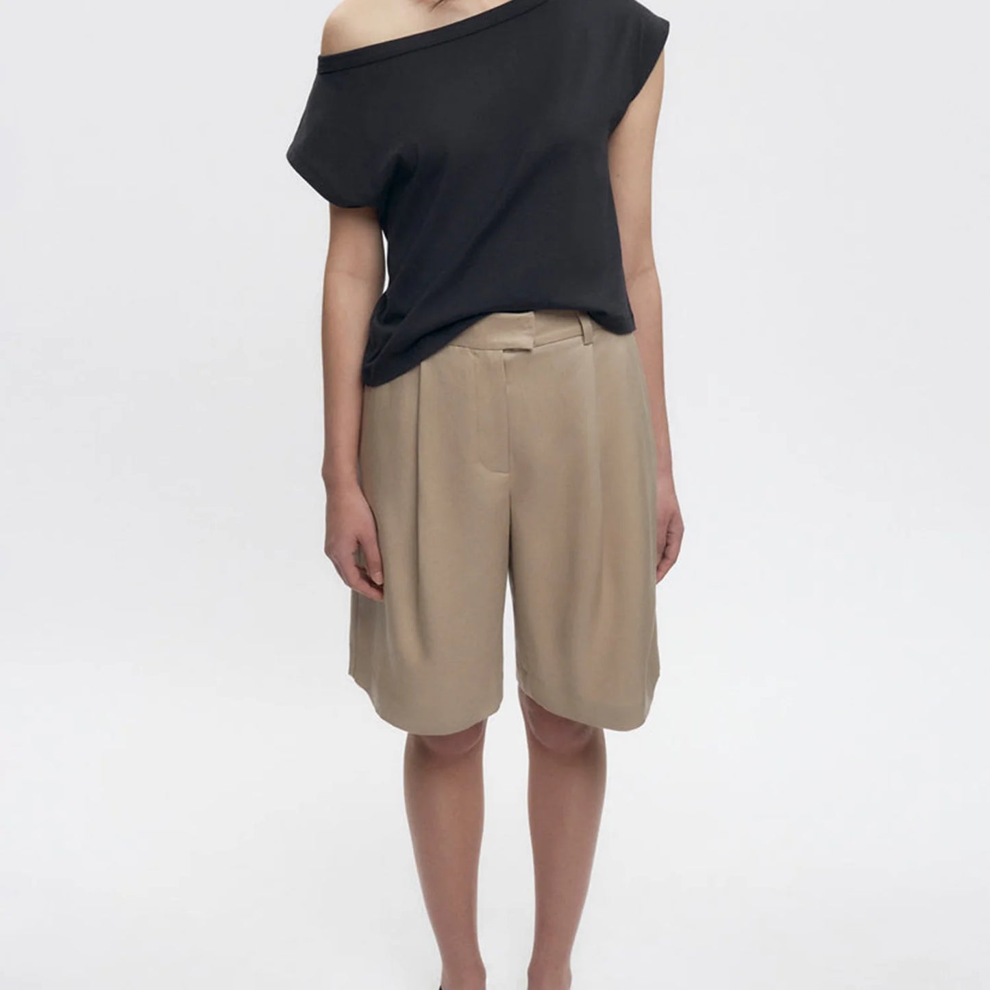 Mid-Rise Casual Shorts